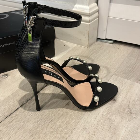 Aqua NWT Deluxe Nappa Black Pearl Ankle Strap Sandal. - Picture 7 of 8